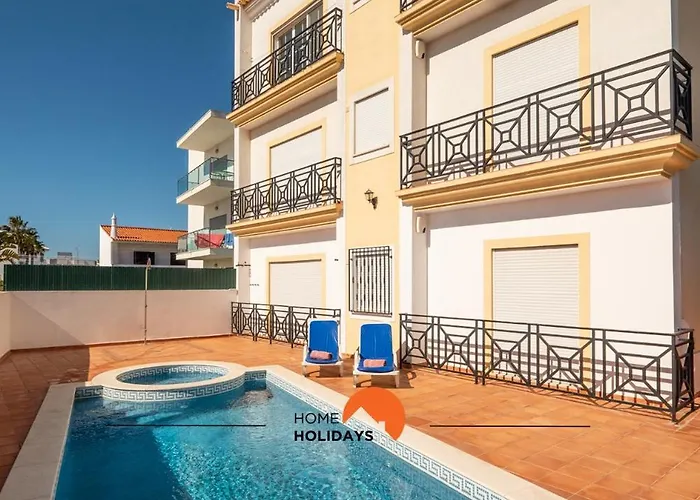 #289 2br Location Apartment